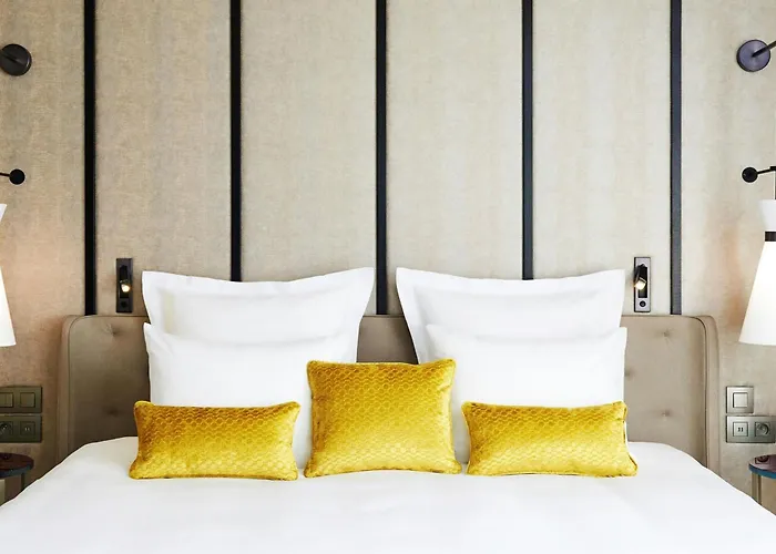 Renaissance Paris La Defense Hotel